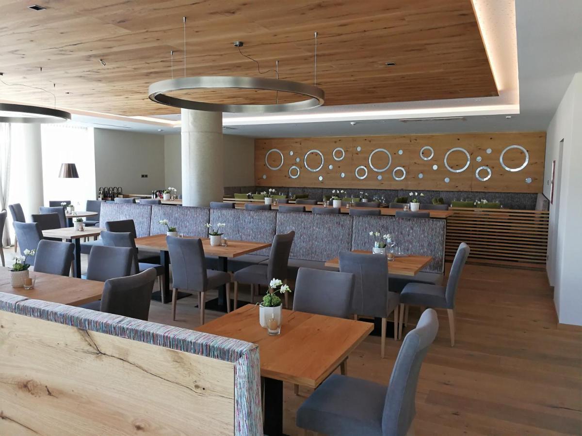 The Lodge Sporthotel - Golfclub Eppan Eppan an der Weinstraße Buitenkant foto
