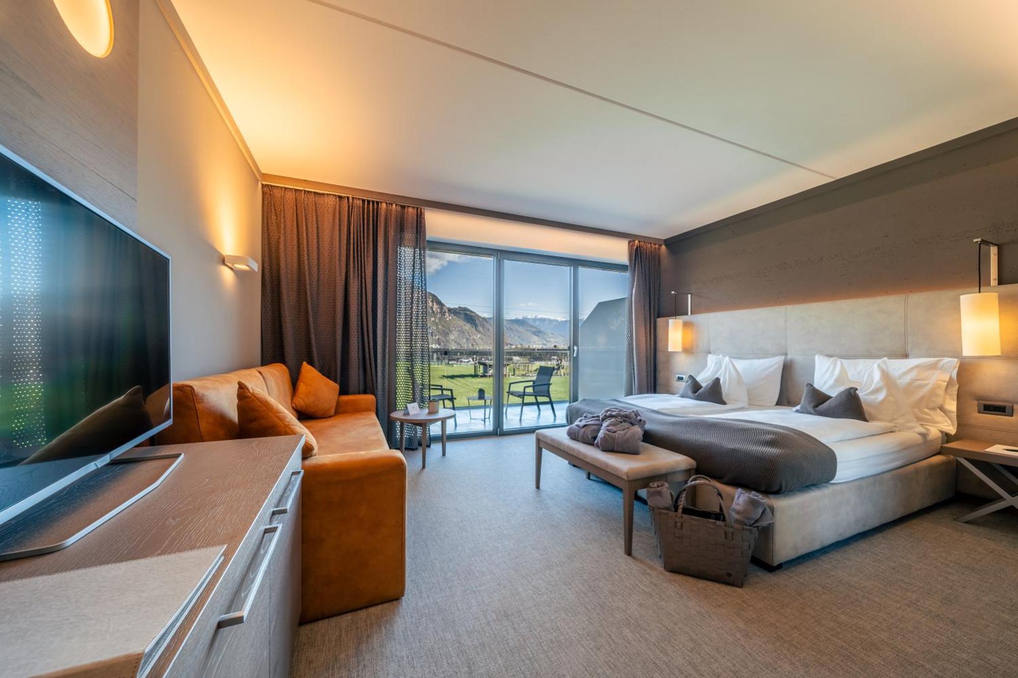 The Lodge Sporthotel - Golfclub Eppan Eppan an der Weinstraße Buitenkant foto